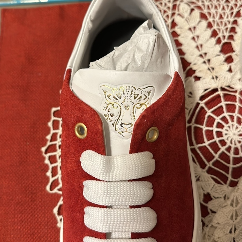NWT Lita by Ciara sneaker. Italian leather and suede. - Picture 8 of 11